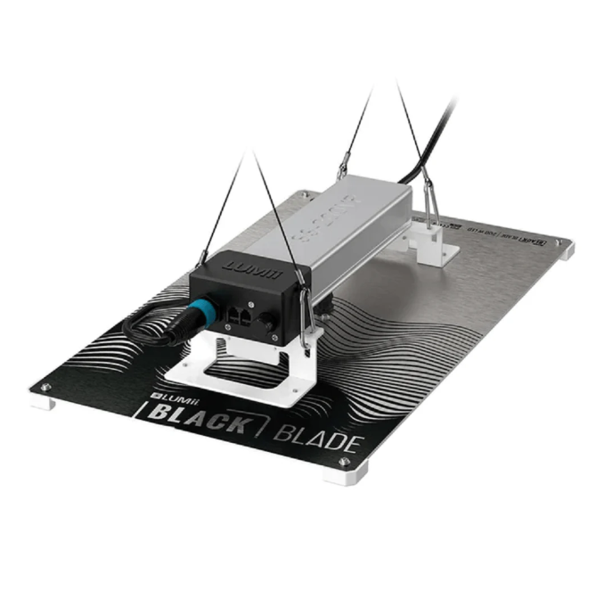 LUMii BLACK Blade 200W LED